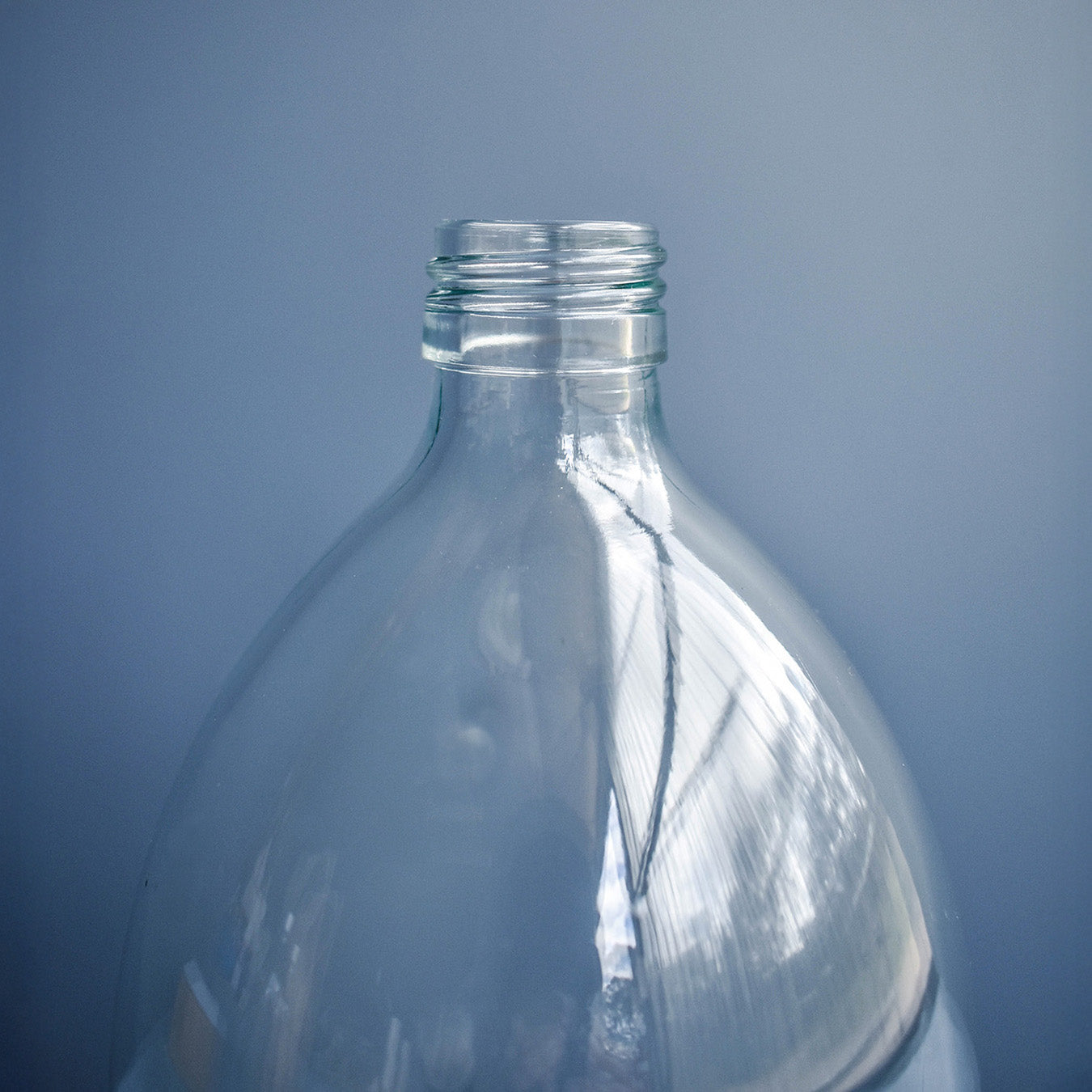 BOTTLE Glass